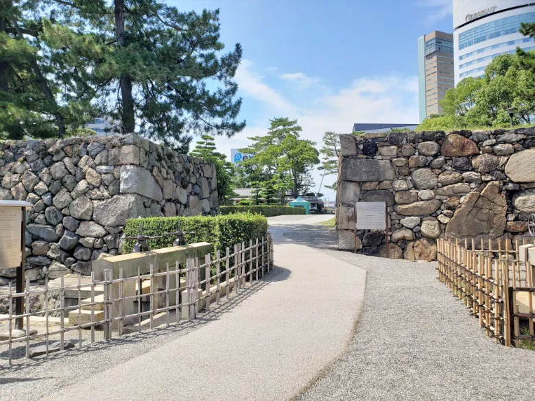 香川県高松市 高松城 鉄門