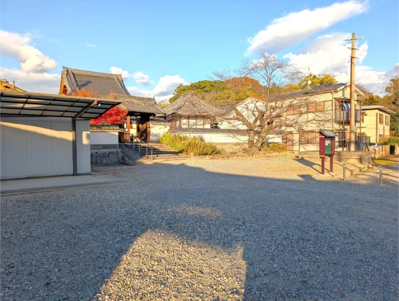 京都府木津川市 安福寺 駐車場